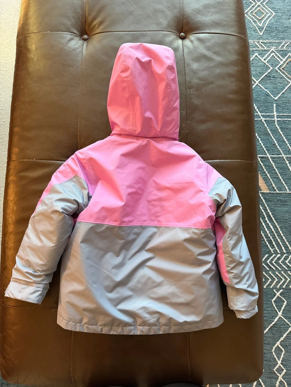 Patagonia Girls Pink and Light Gray Hooded Winter Jacket XS (5-6)